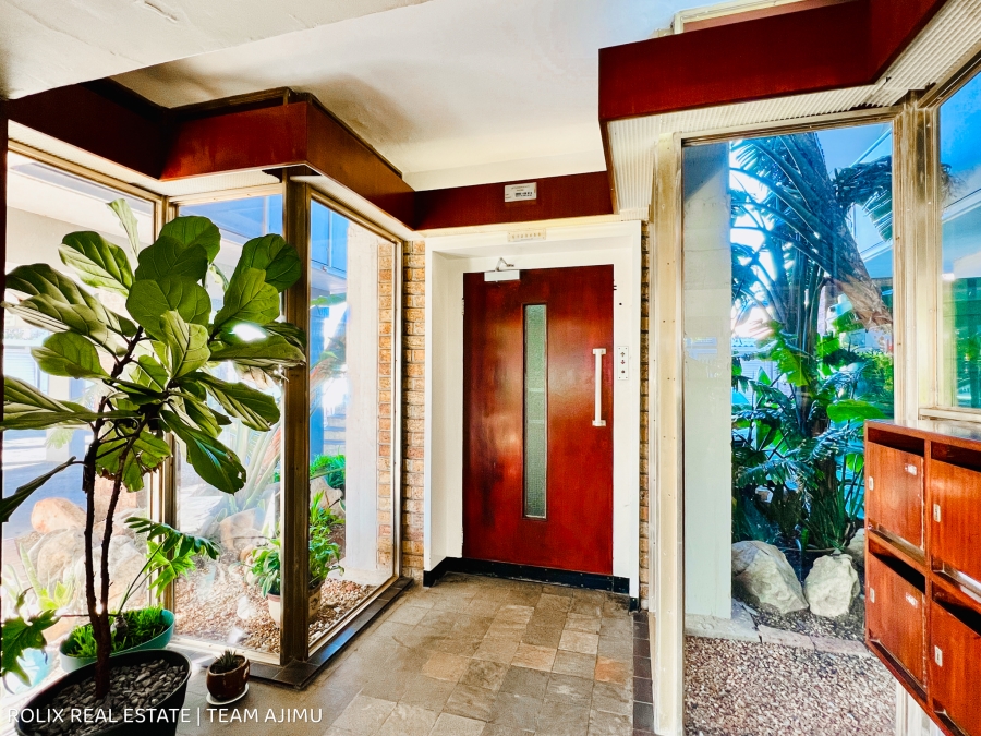 2 Bedroom Property for Sale in Wynberg Western Cape
